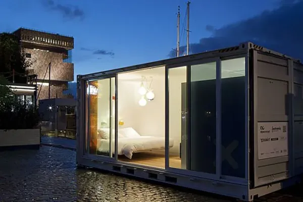 Banner for Container